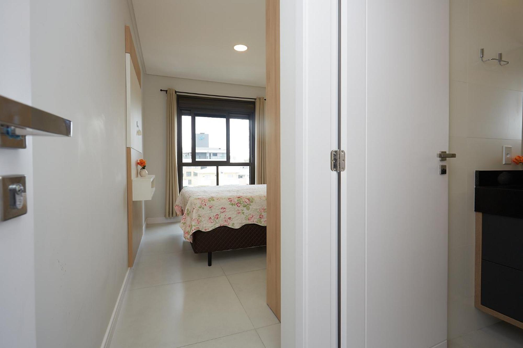 1087 Apartamento novo bem localizado com 2 Dormitórios e 2 vagas de garagem Bombinhas Exterior foto